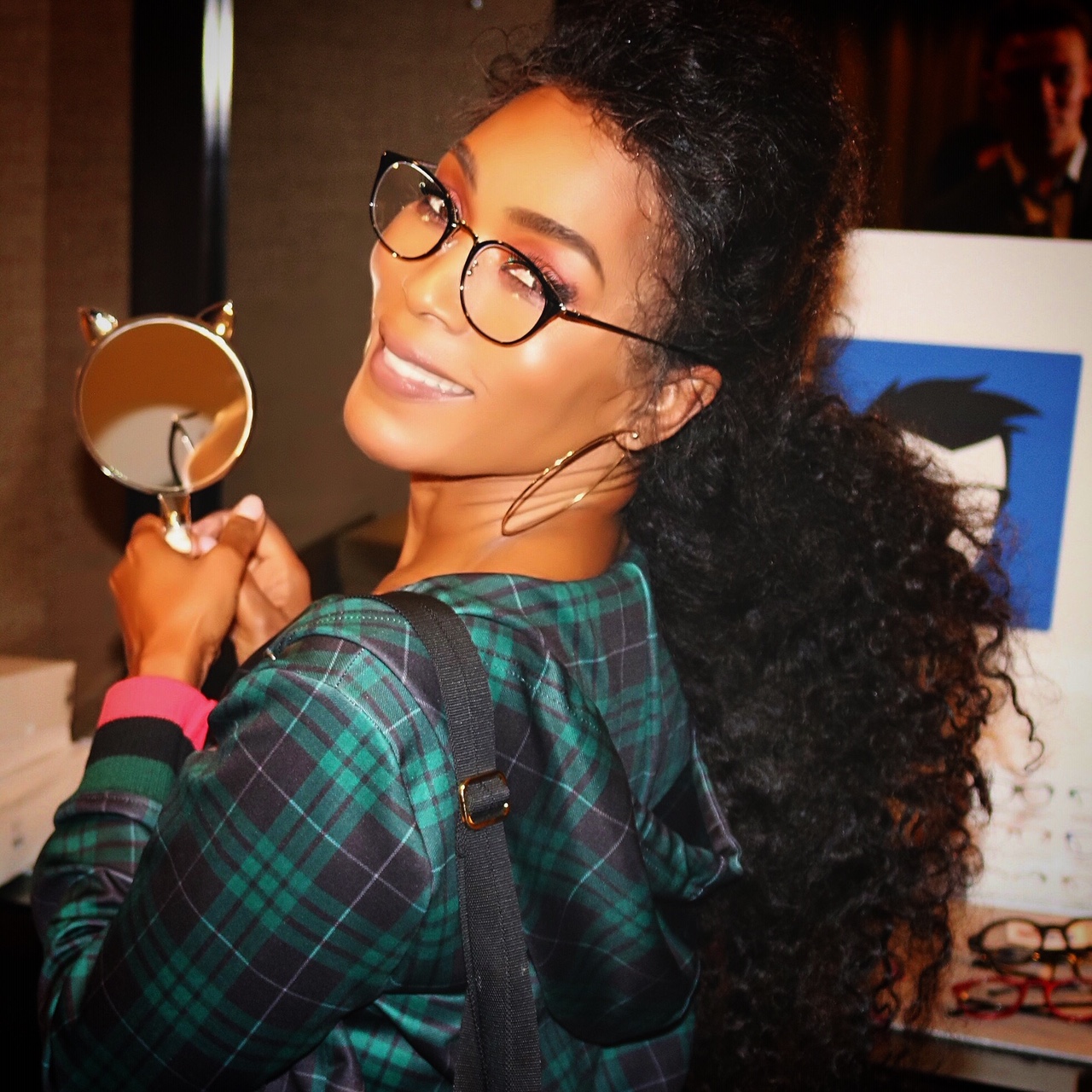 angela-bassett-style-saturn-geek-eyewear.jpg